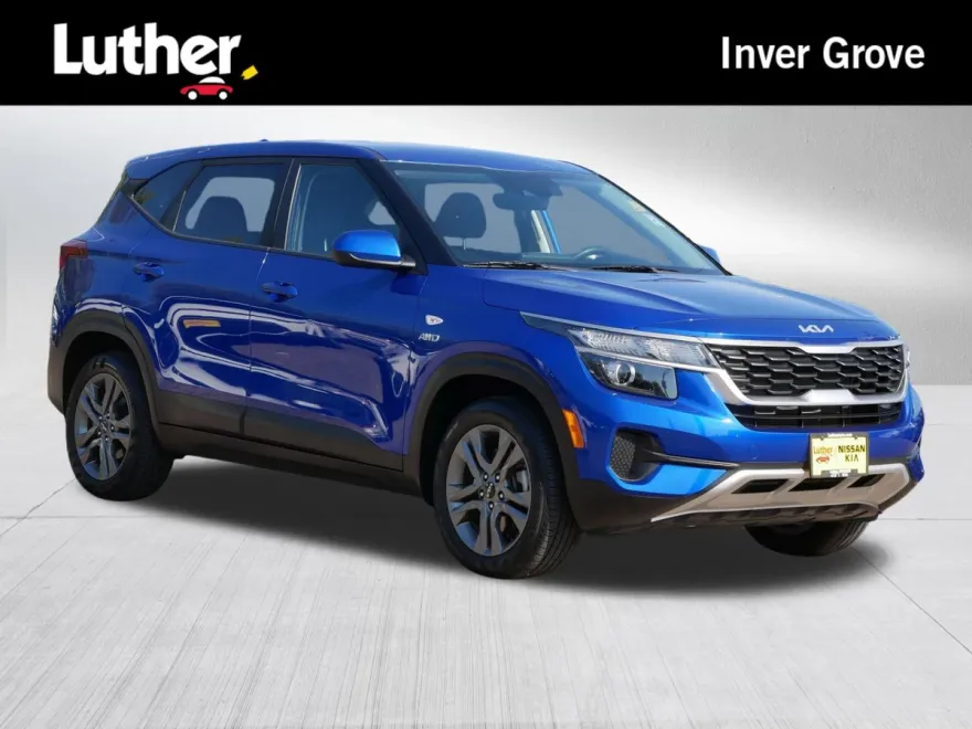 2023 Kia Seltos LX photo 1
