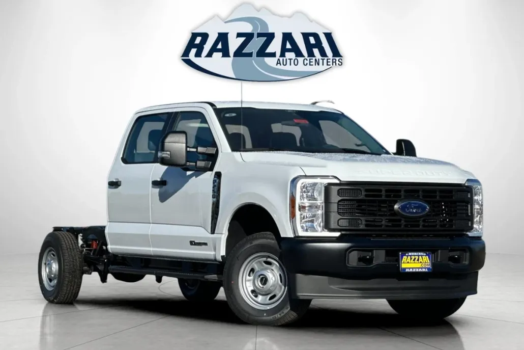 2025 Ford F-250 XL photo 1