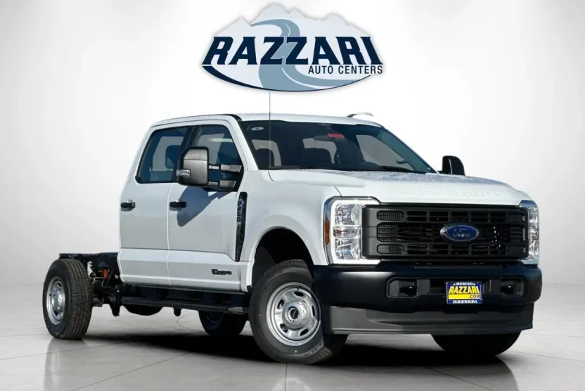 2025 Ford F-250 XL photo 1