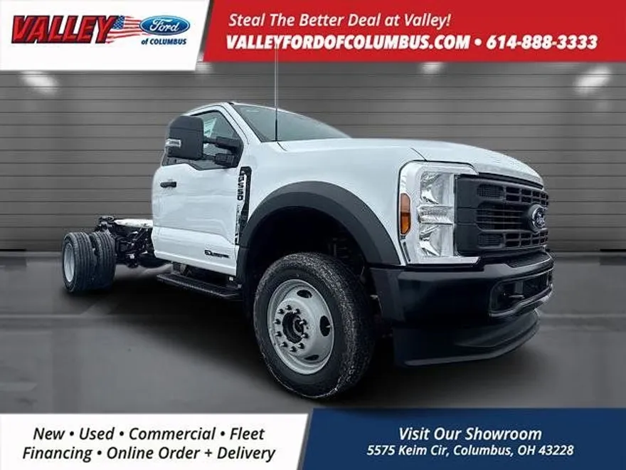 2025 Ford F-550 photo 1