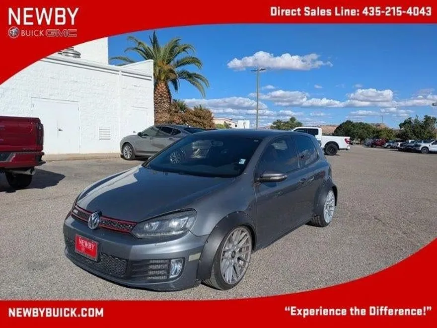 2013 Volkswagen Golf GTI Base photo 1