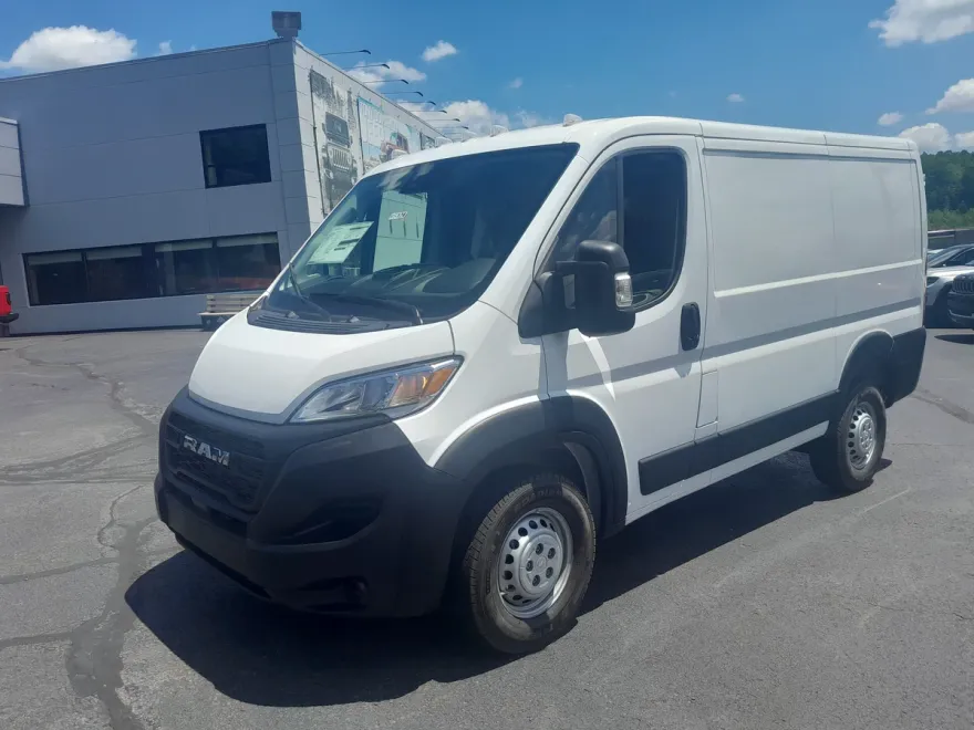 2025 Ram ProMaster 1500 Tradesman Cargo Van photo 1