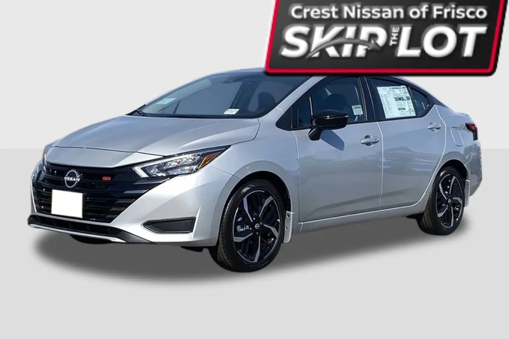 2025 Nissan Versa SR photo 1
