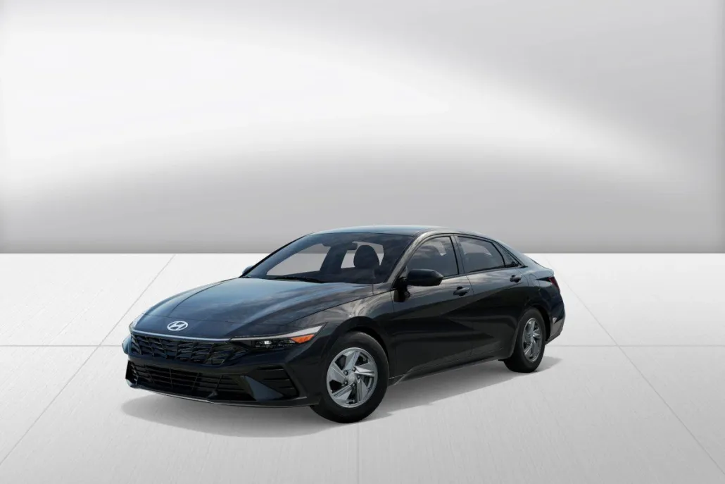 2025 Hyundai Elantra SE photo 1