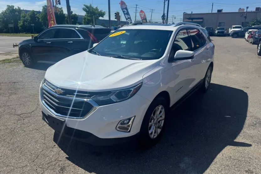 2018 Chevrolet Equinox photo 1