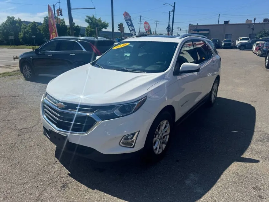 2018 Chevrolet Equinox photo 1