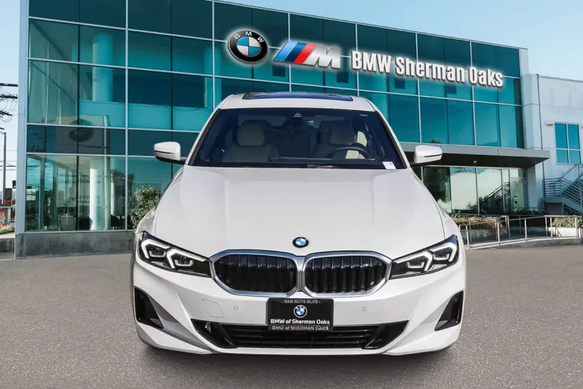 2025 Bmw 330i photo 1