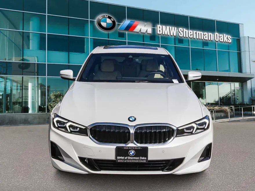 2025 Bmw 330i photo 1