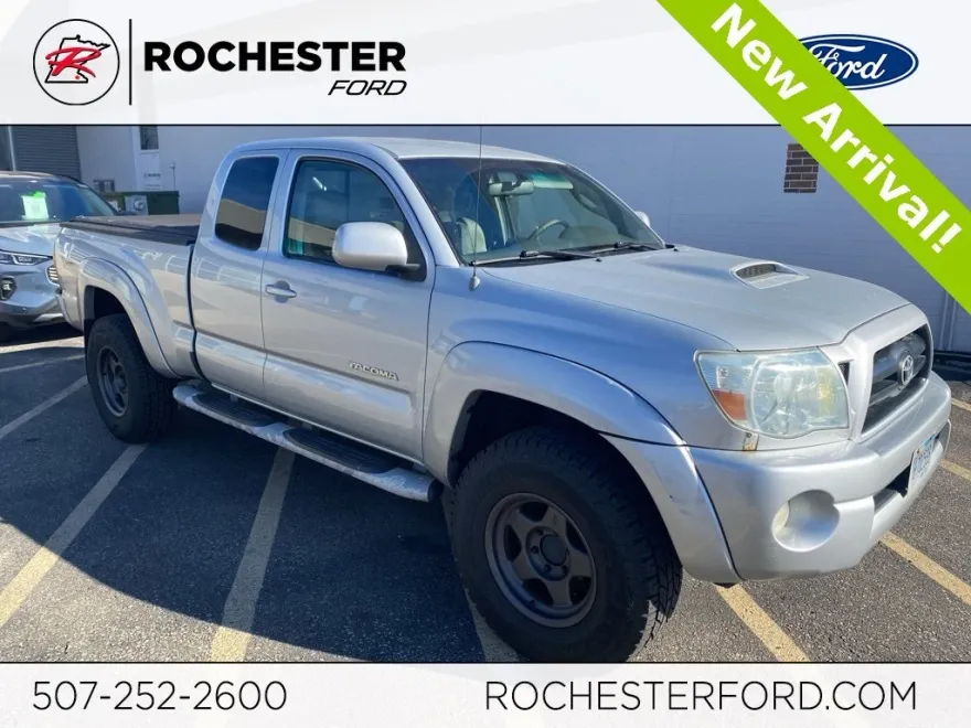 2006 Toyota Tacoma Base V6 photo 1