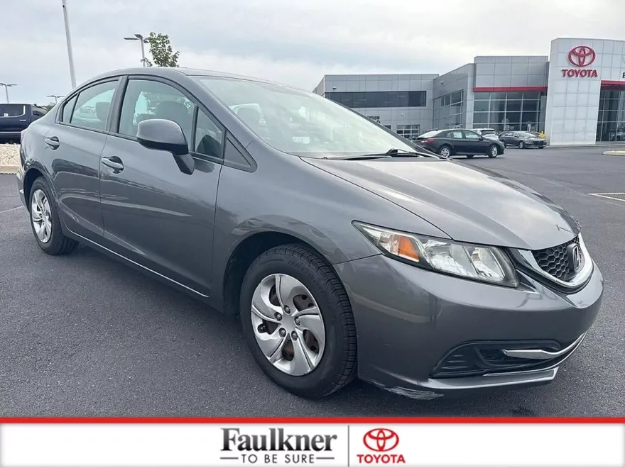 2013 Honda Civic LX photo 1