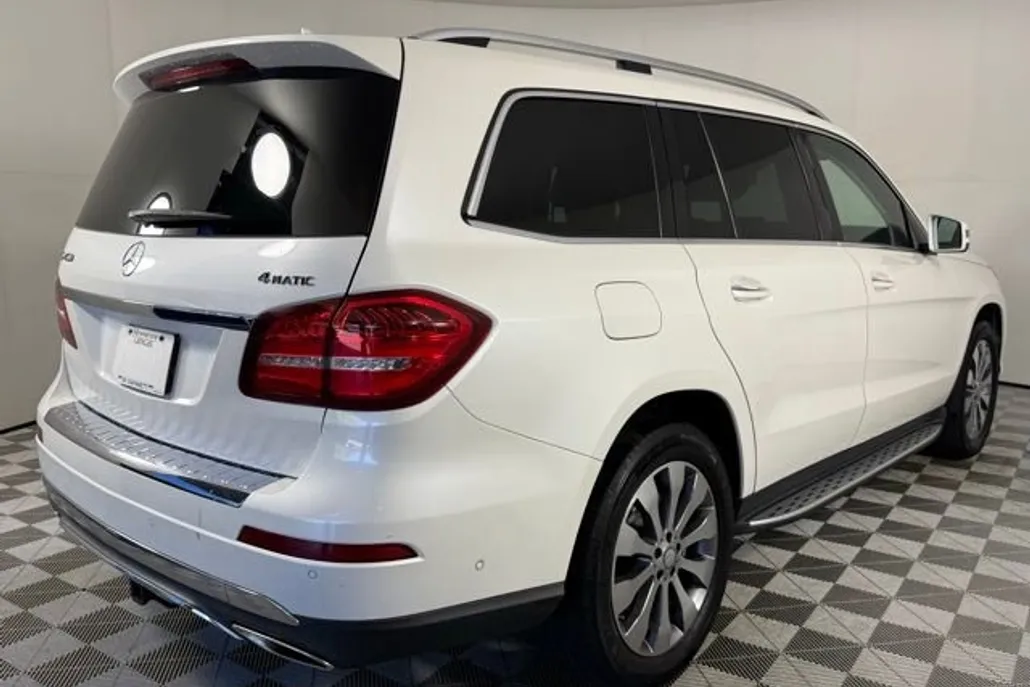 2017 Mercedes Benz GLS 450 4MATIC photo 1