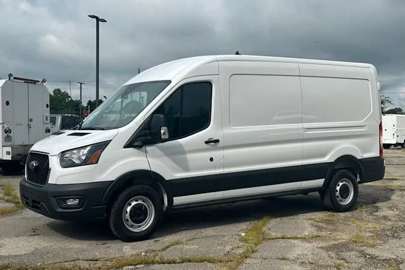 2025 Ford Transit photo 1