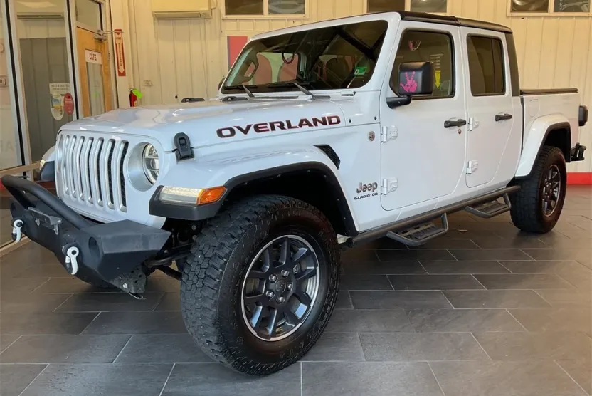 2020 Jeep Gladiator Overland photo 1