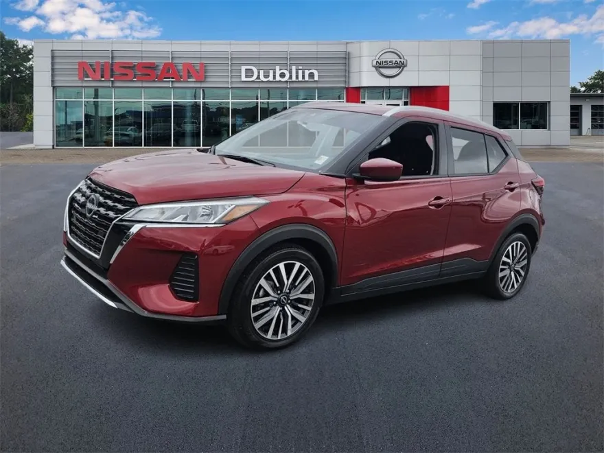 2023 Nissan Kicks SV photo 1