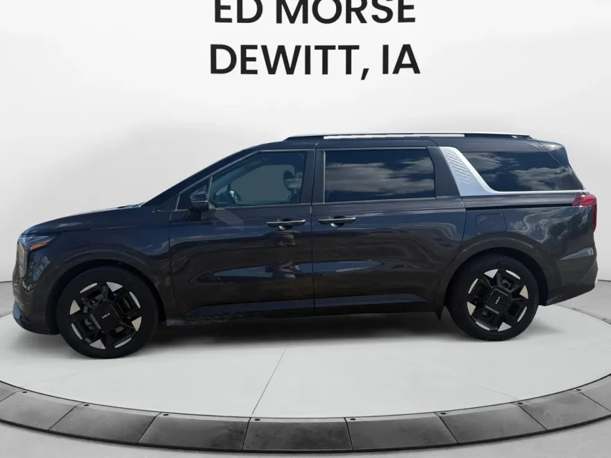 2025 Kia Carnival EX photo 2