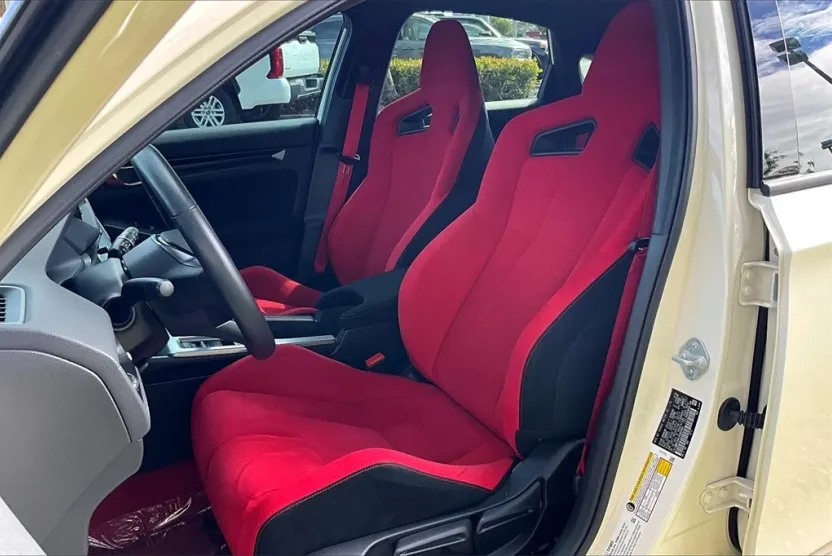 2023 Honda Civic Type R photo 1