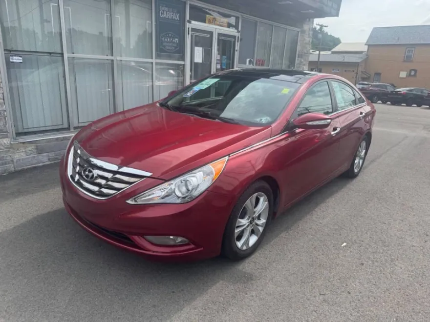 2013 Hyundai Sonata Limited photo 1