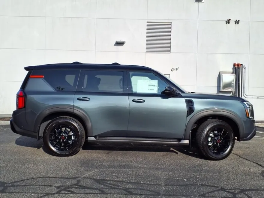 2025 Nissan Armada photo 1