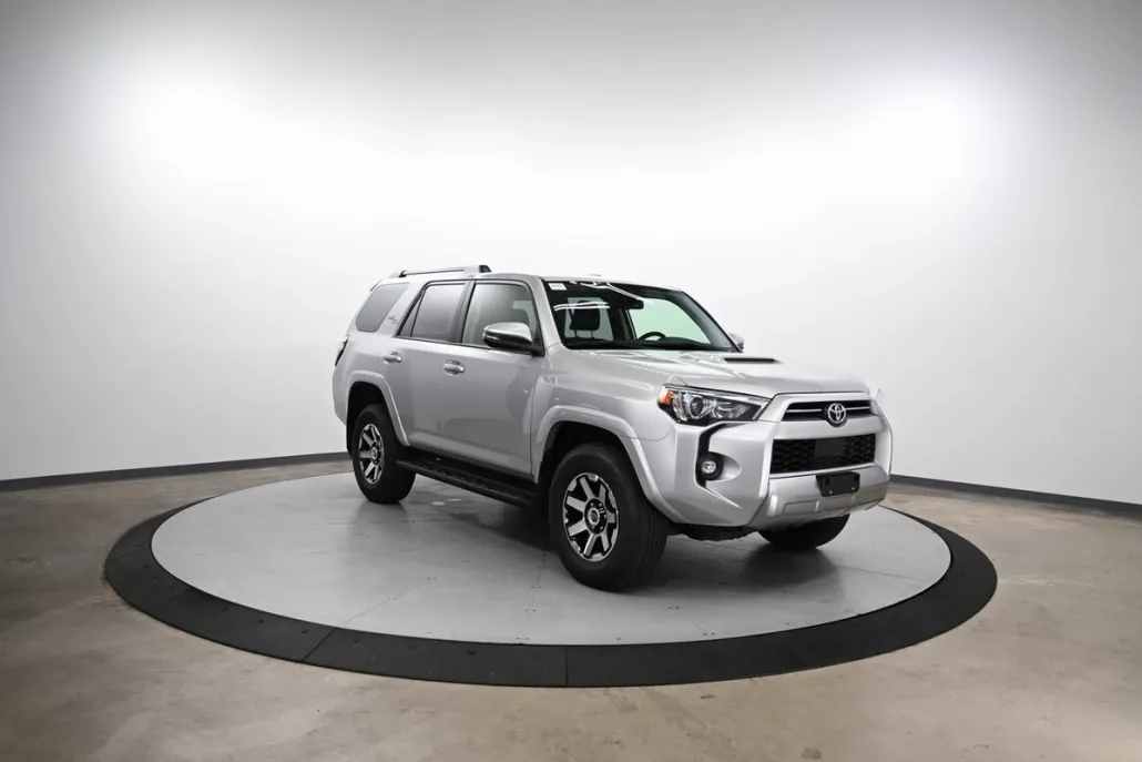 2024 Toyota 4Runner TRD Off-Road Premium photo 1