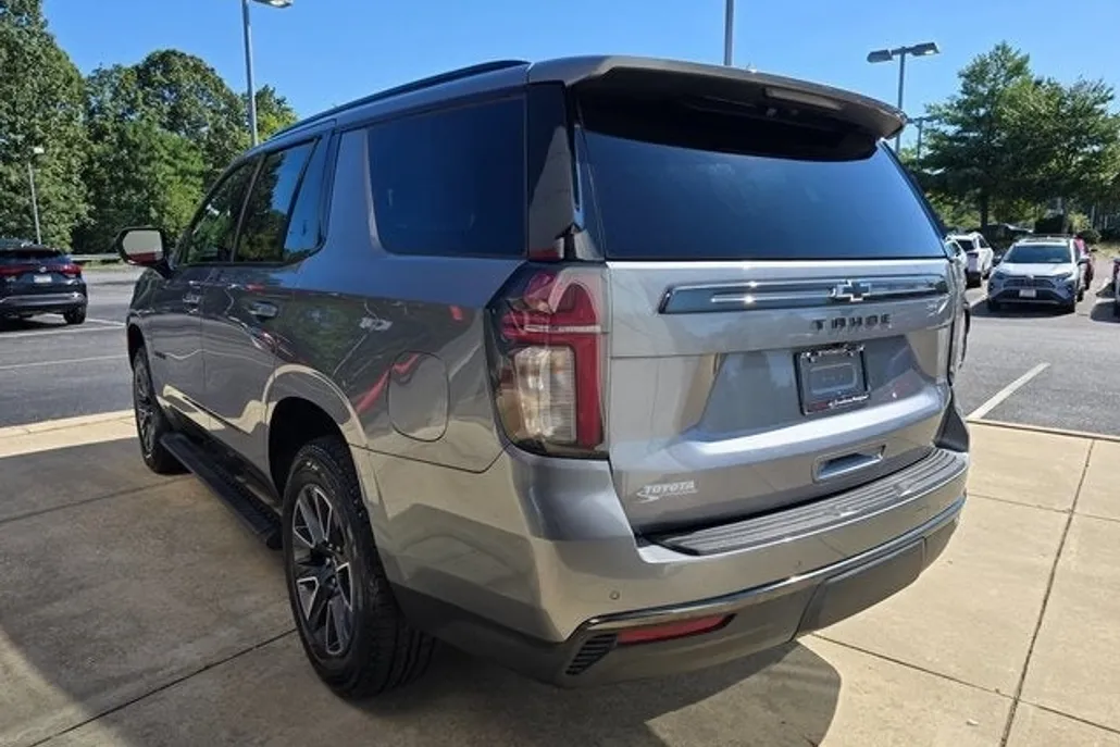 2021 Chevrolet Tahoe Z71 photo 1