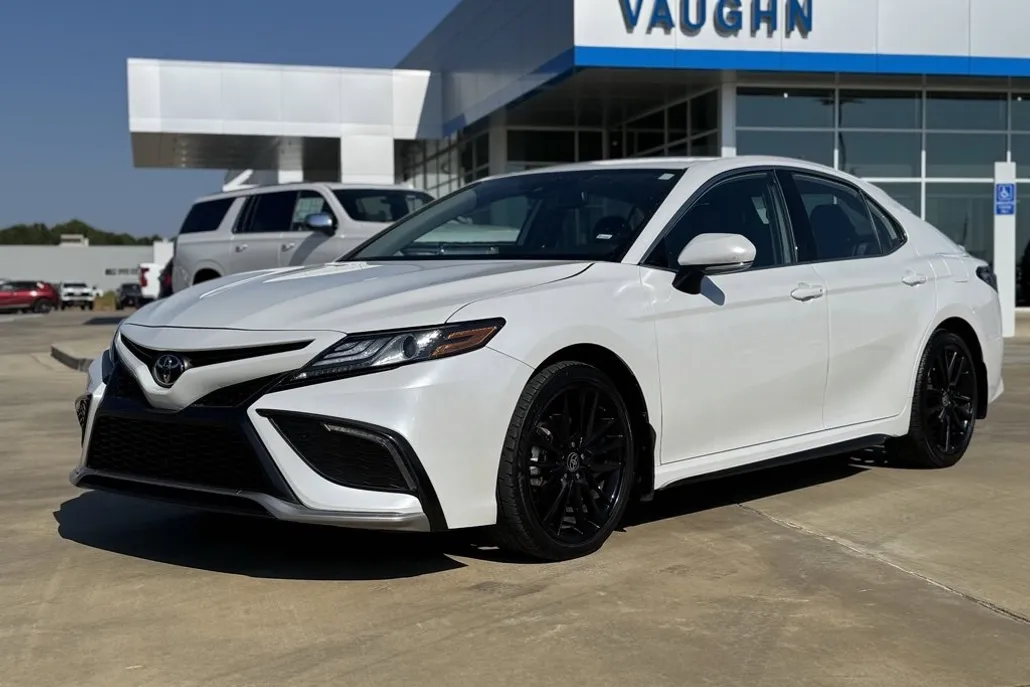2024 Toyota Camry XSE photo 1