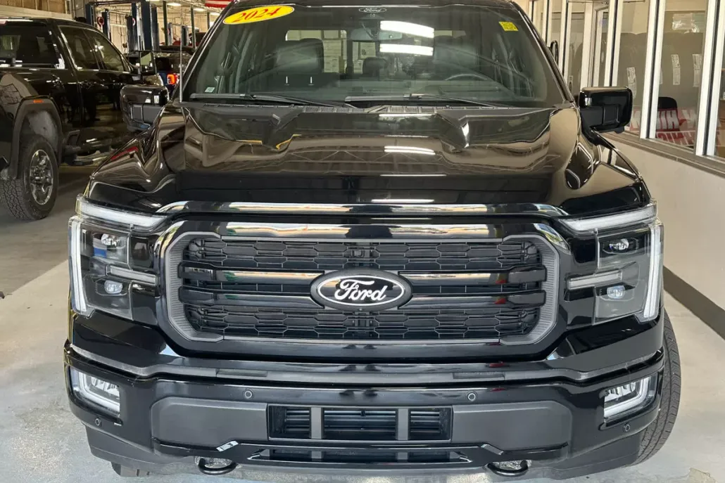 2024 Ford F-150 Lariat photo 1