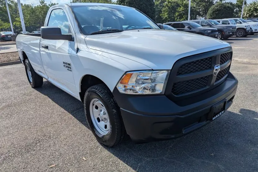 2019 Ram 1500 Classic Tradesman photo 1