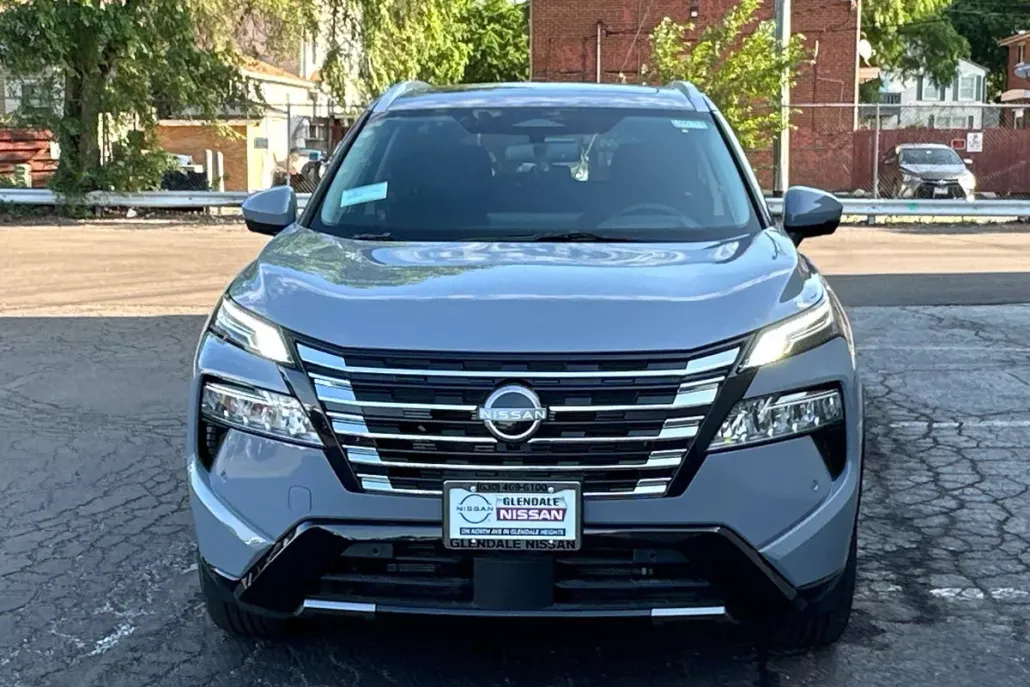 2025 Nissan Rogue Platinum photo 1