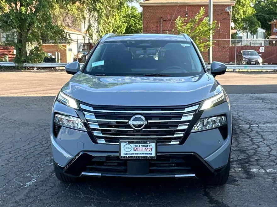 2025 Nissan Rogue Platinum photo 1