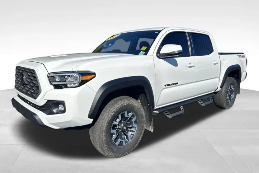 2023 Toyota Tacoma TRD Off-Road photo 1