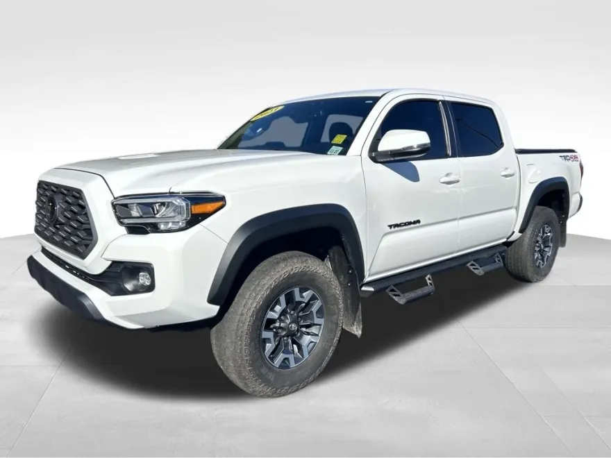 2023 Toyota Tacoma TRD Off-Road photo 1