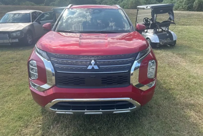 2022 Mitsubishi Outlander SEL 2.5 photo 1