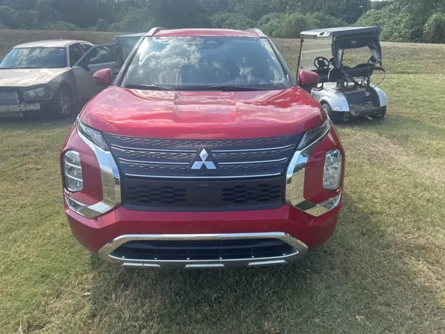 2022 Mitsubishi Outlander SEL 2.5 photo 1