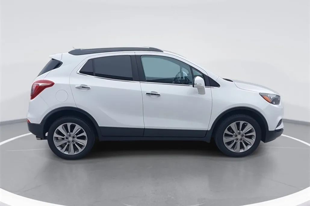 2017 Buick Encore Preferred photo 1