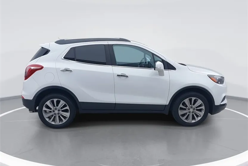 2017 Buick Encore Preferred photo 1