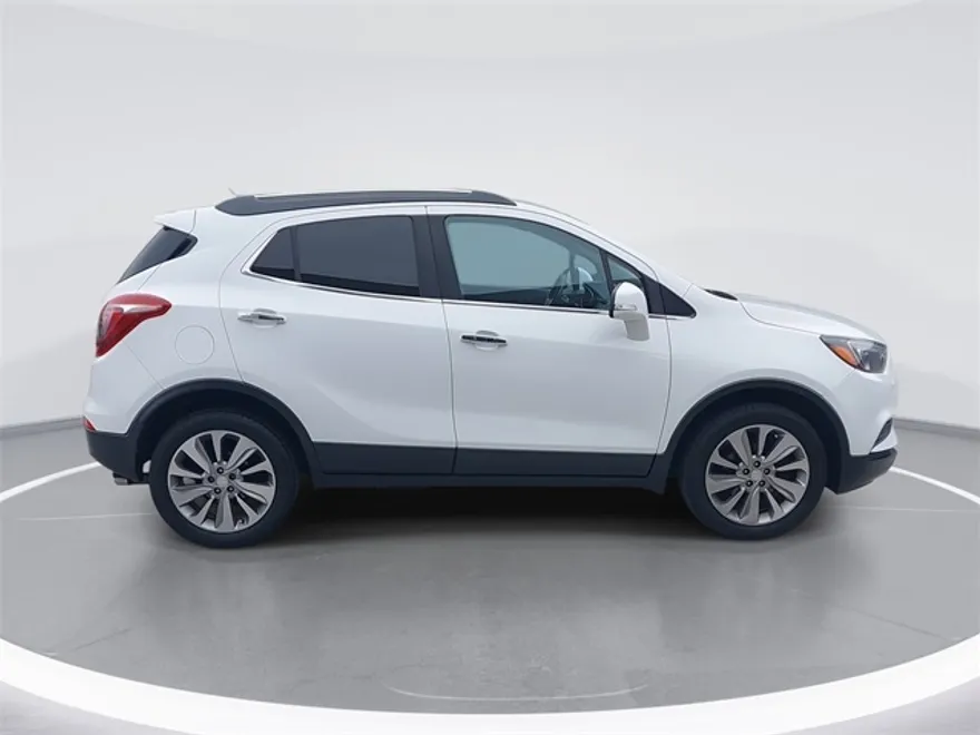 2017 Buick Encore Preferred photo 1