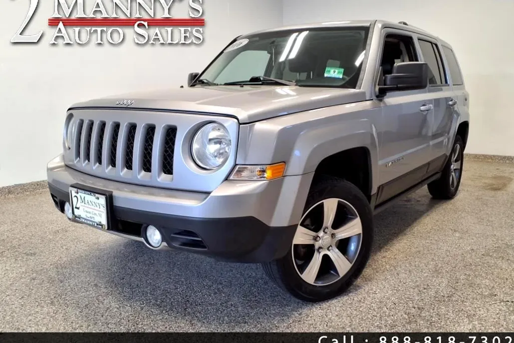 2016 Jeep Patriot Latitude photo 1