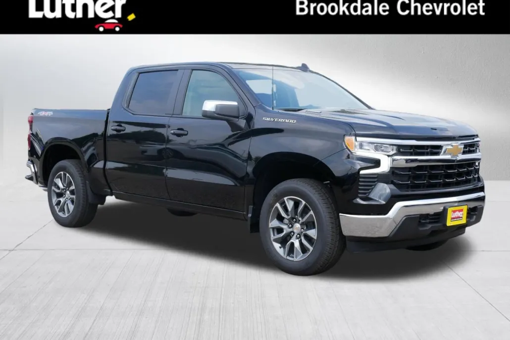 2026 Chevrolet Silverado 1500 LT photo 1