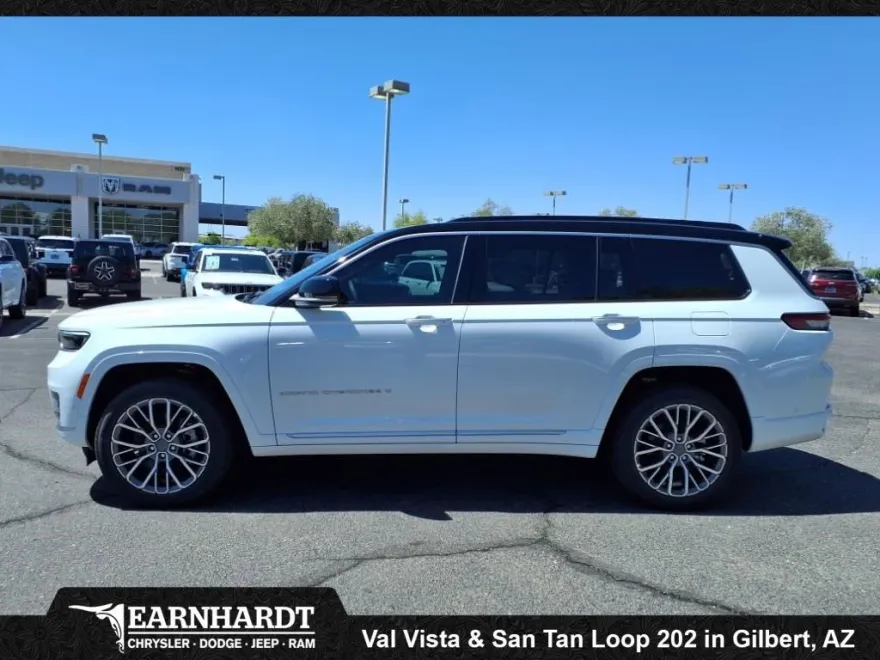 2025 Jeep Grand Cherokee L Summit Reserve photo 1
