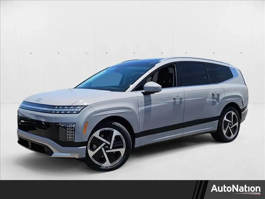 2026 Hyundai Ioniq photo 1