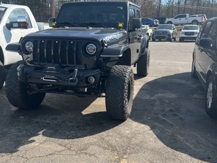 2021 Jeep Gladiator Sport photo 1