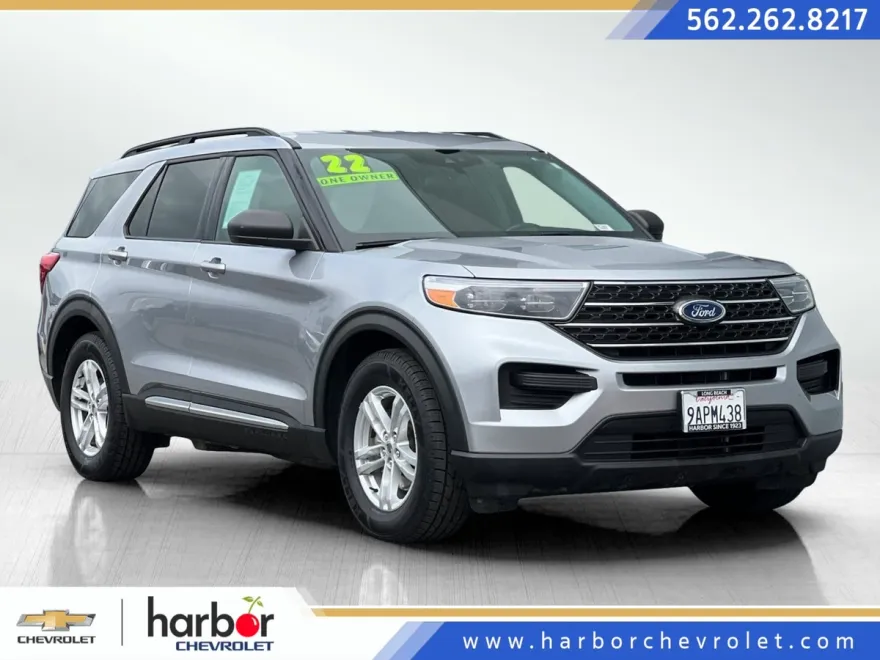 2022 Ford Explorer XLT photo 1