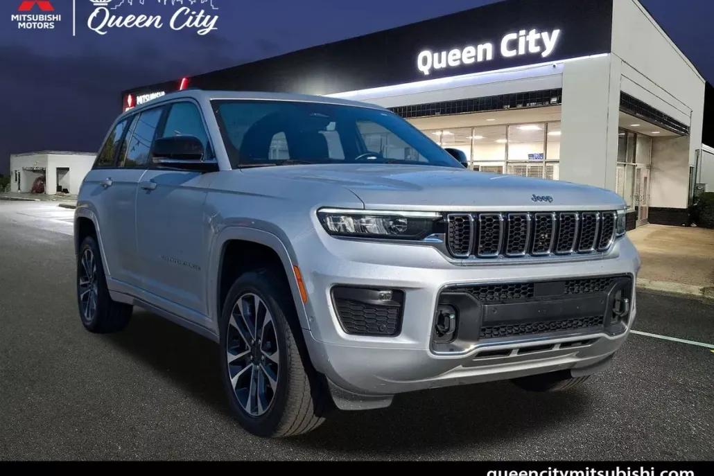 2022 Jeep Grand Cherokee Overland photo 1