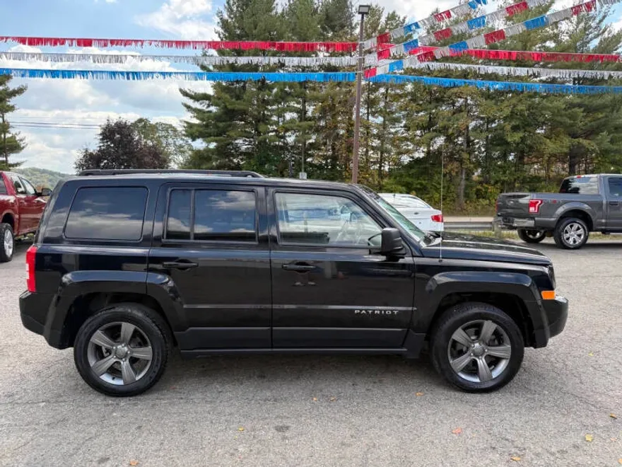 2015 Jeep Patriot High Altitude Altitude Edition photo 1
