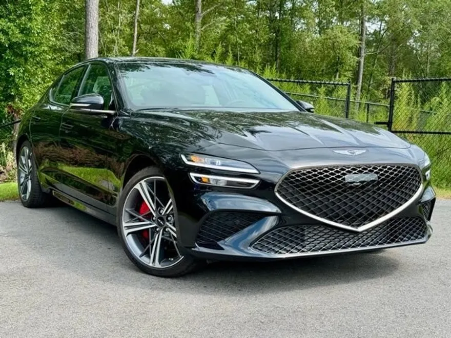 2025 Genesis G70 3.3T Sport Advanced photo 1