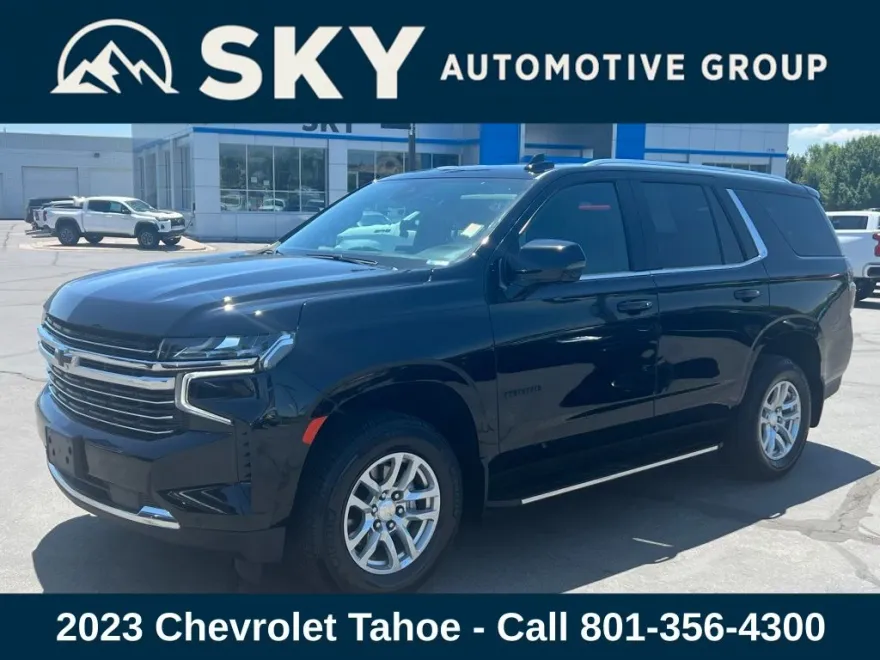 2023 Chevrolet Tahoe LT photo 1