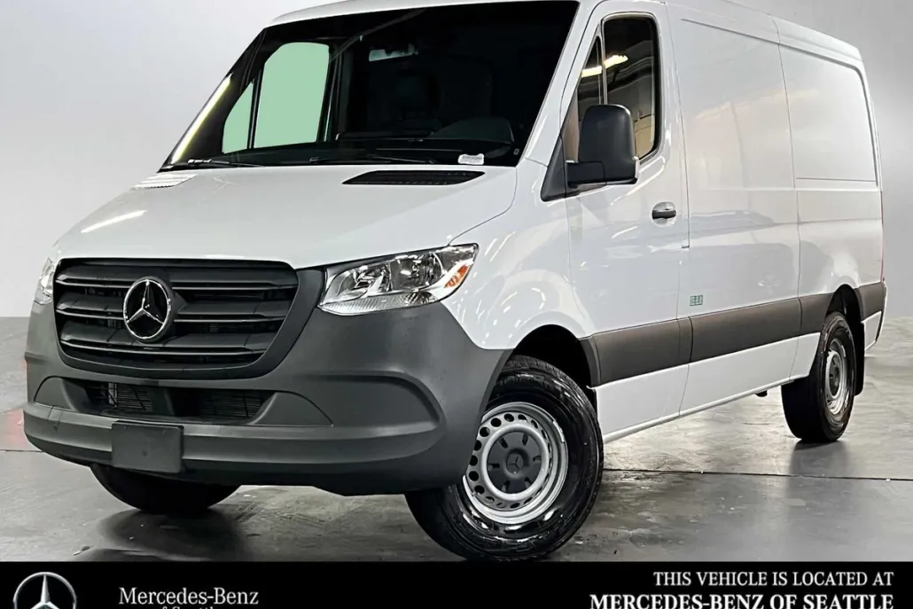 2024 Mercedes Benz Sprinter 2500 Standard Roof photo 1