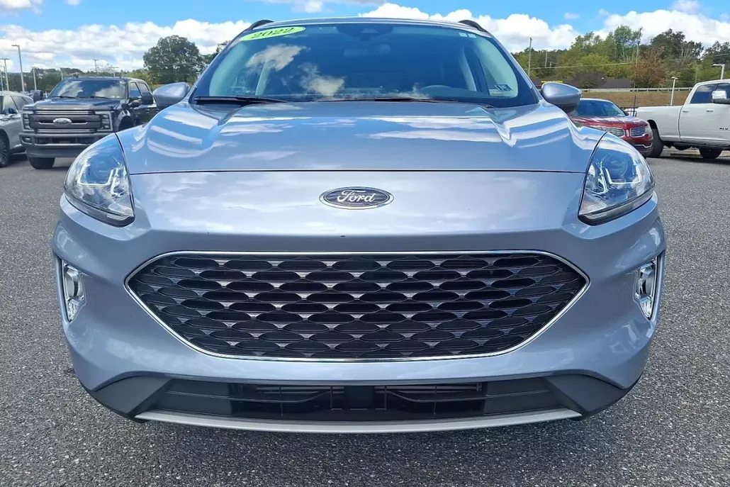 2022 Ford Escape SEL photo 1
