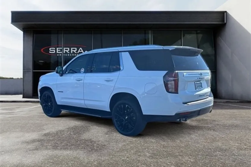 2023 Chevrolet Tahoe Premier photo 1