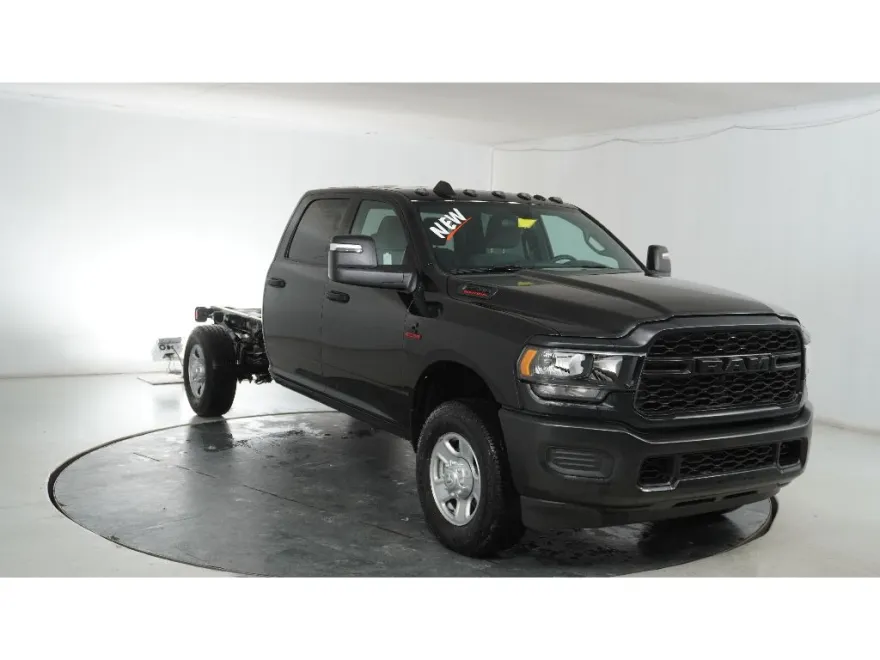 2024 Ram 3500 Tradesman photo 1